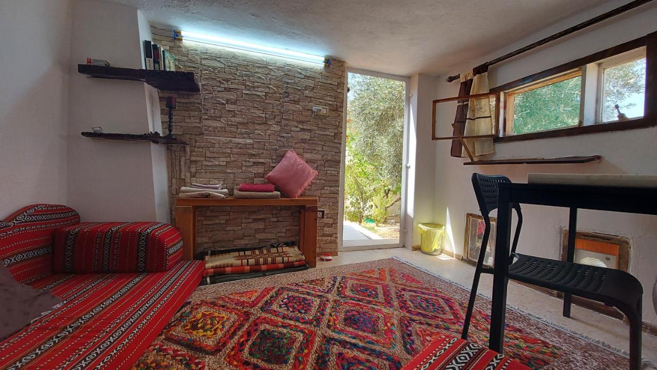 Our Villa'S Private Apartments - Hq Budget Stay - Wonderful Horizon View Of Jerash Gerasa Exterior foto